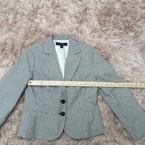 Kasper Womens Suit Blazer Black White Stripe Stretch Pocket Short Notch Lapel 10 - Picture 3 of 6